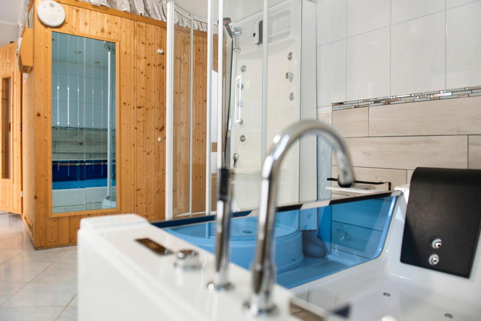 Spawo Mit Sauna Und Whirpool Pfullendorf Zewnętrze zdjęcie